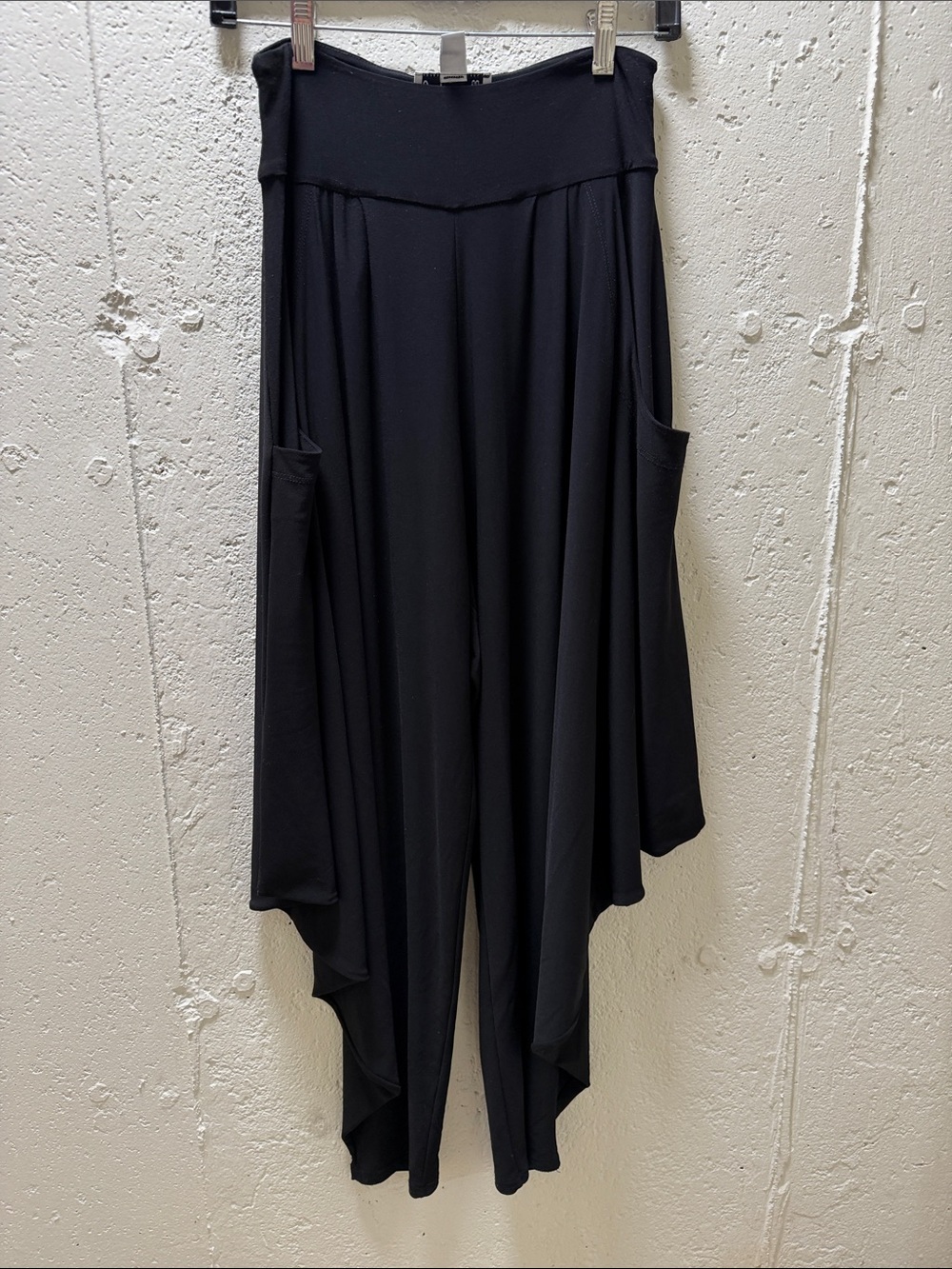 Funky Black Ribcoff Knit Draped-Pants Narrowing to Ankle